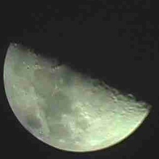 000313_moon01.jpg (13777 Х)